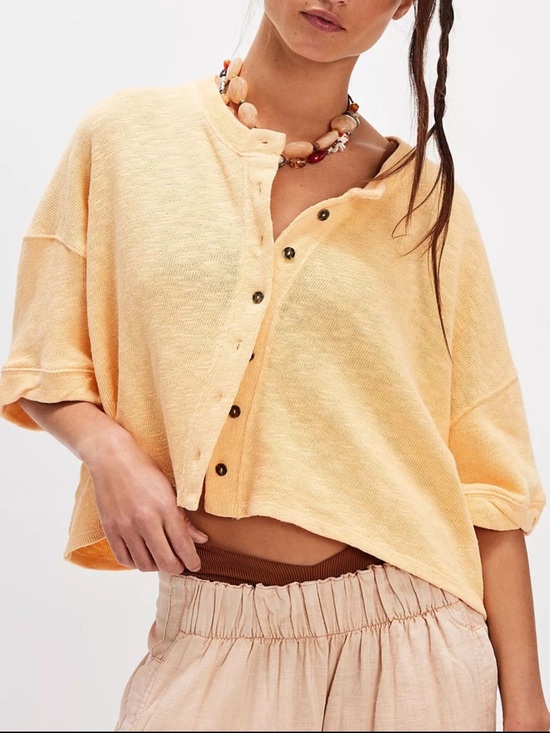 We The Free Tops - We The Free Cropped Peach Button-Front Top